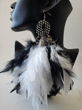 Load image into Gallery viewer, &quot;Retro Era&quot; Polka-dot Feather Earrings
