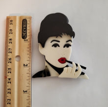 Load image into Gallery viewer, Vintage Audrey.. Brooch
