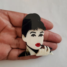 Load image into Gallery viewer, Vintage Audrey.. Brooch
