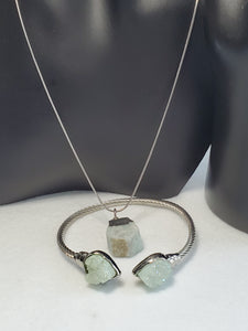 2pc Natural Stone Bracelet&Necklace Set - A BeaYOUtiful You