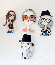 Load image into Gallery viewer, Photo Brooches/Pins
